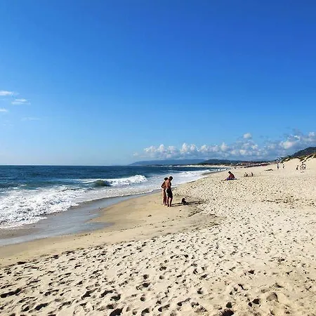 T2 + 1 Piscina Praia *
